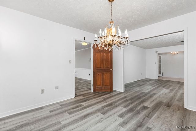 6821 Buttercup Drive, Elmore, AL 36025