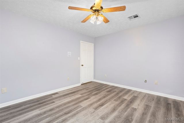 6821 Buttercup Drive, Elmore, AL 36025