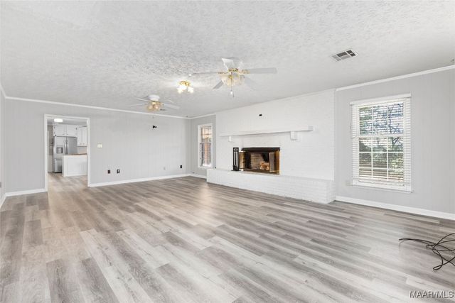 6821 Buttercup Drive, Elmore, AL 36025