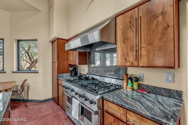 1985 N Bonanza Avenue, Tucson, AZ 85749
