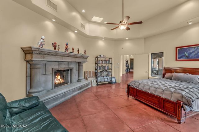 1985 N Bonanza Avenue, Tucson, AZ 85749