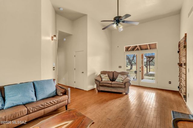 1985 N Bonanza Avenue, Tucson, AZ 85749
