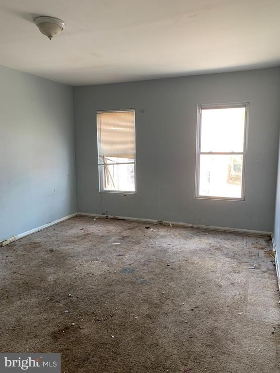 Image 9 of property listing at 2511 W BALTIMORE ST, Baltimore, MD 21223