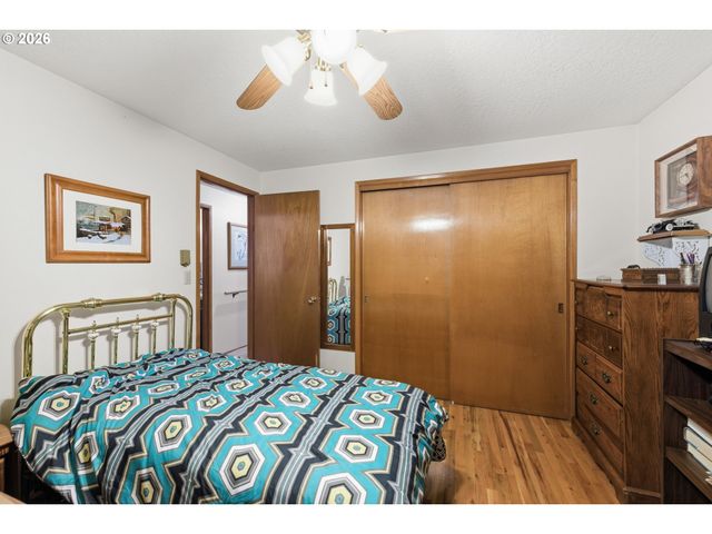 1765 UMPQUA Rd, Woodburn, OR 97071