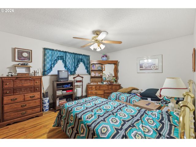 1765 UMPQUA Rd, Woodburn, OR 97071