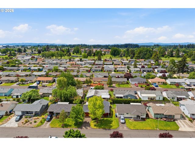 1765 UMPQUA Rd, Woodburn, OR 97071