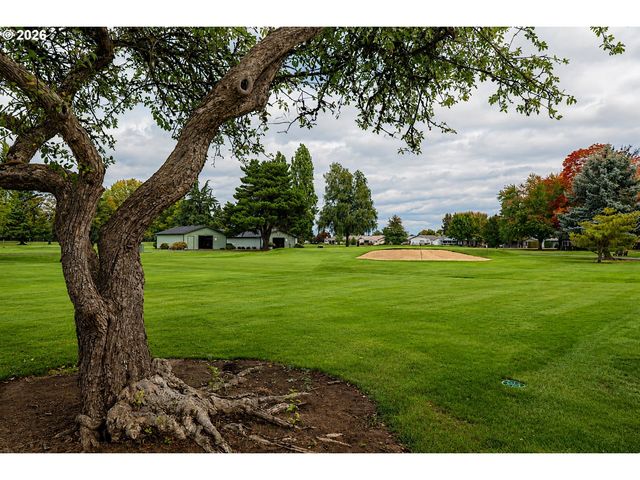 1765 UMPQUA Rd, Woodburn, OR 97071