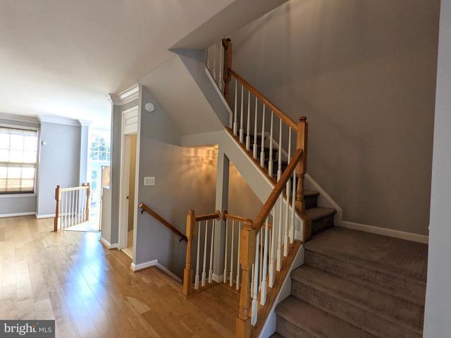 13996 KHALID LN, Chantilly, VA 20151
