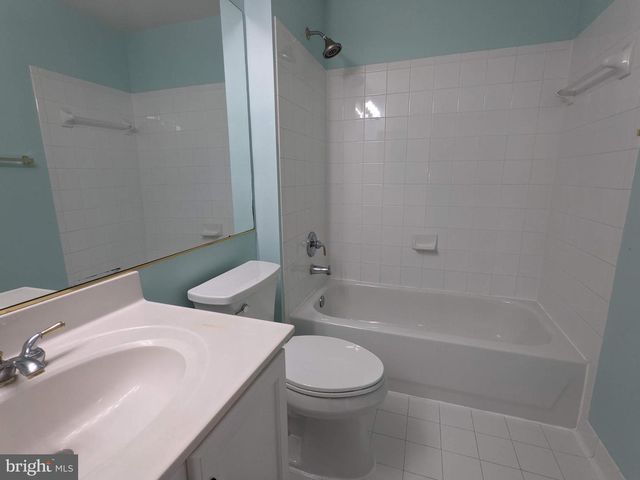 13996 KHALID LN, Chantilly, VA 20151