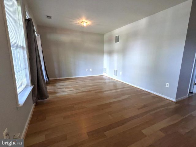 13996 KHALID LN, Chantilly, VA 20151