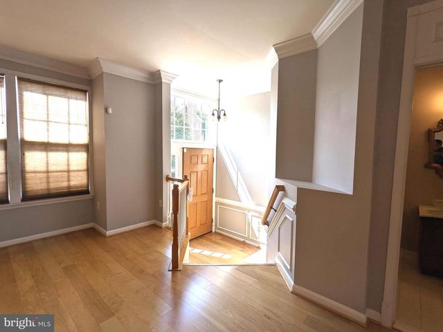 13996 KHALID LN, Chantilly, VA 20151