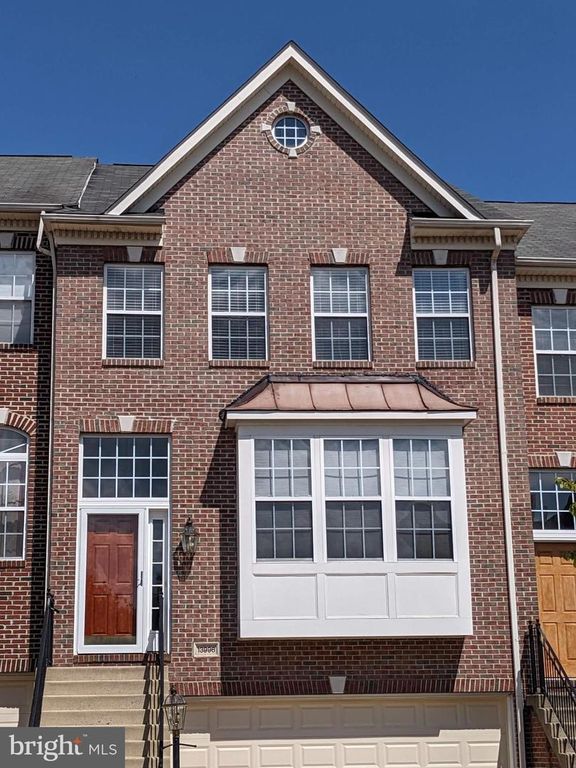 13996 KHALID LN, Chantilly, VA 20151