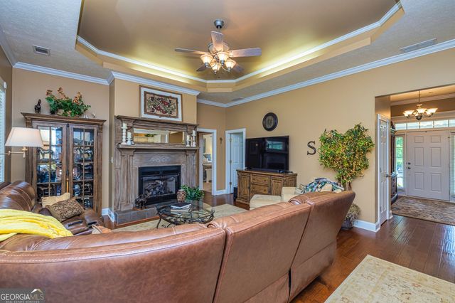 121 Grape Creek Road, Milner, GA 30257