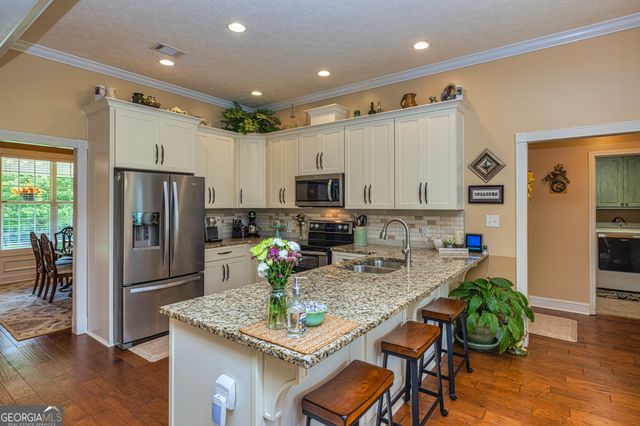 121 Grape Creek Road, Milner, GA 30257