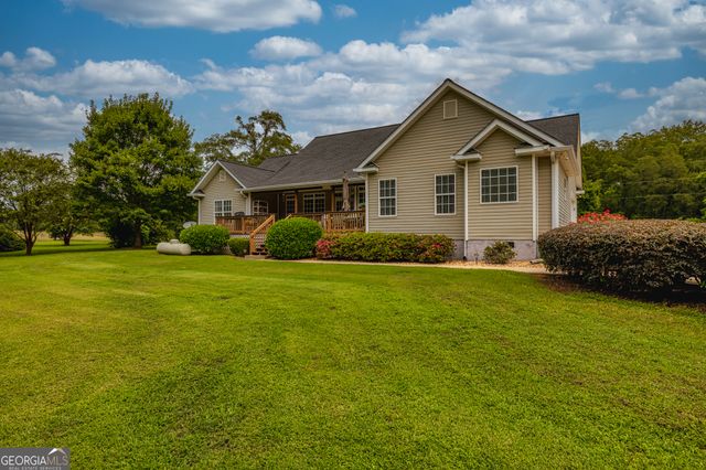 121 Grape Creek Road, Milner, GA 30257