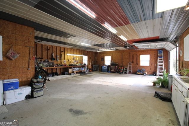 121 Grape Creek Road, Milner, GA 30257