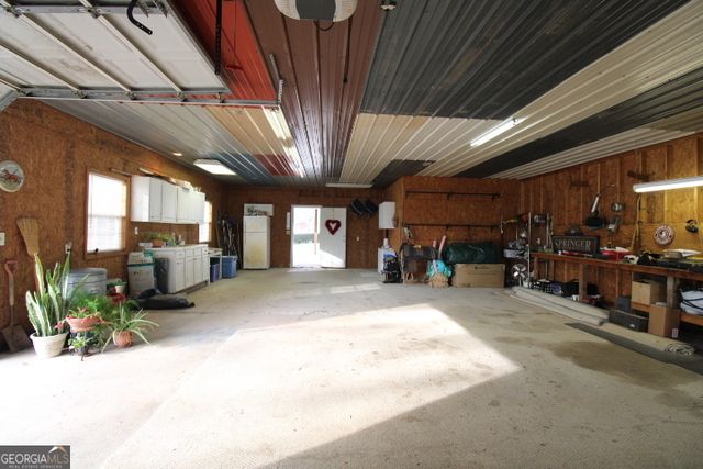 121 Grape Creek Road, Milner, GA 30257