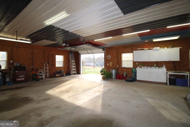 121 Grape Creek Road, Milner, GA 30257