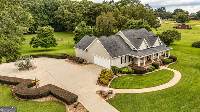 121 Grape Creek Road, Milner, GA 30257