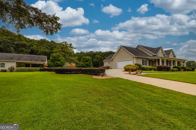 121 Grape Creek Road, Milner, GA 30257