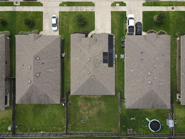 927 Petunia Falls Lane, Rosharon, TX 77583