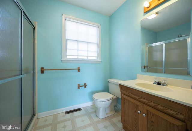 14 N FORK RD, Clementon, NJ 08021