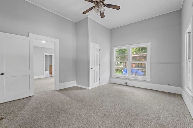 707 S Robinson Street, Cleburne, TX 76031