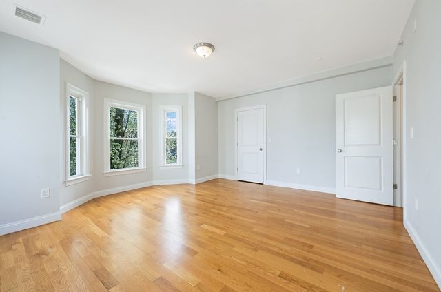 353-357 Adams St R, Boston, MA 02122