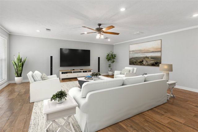 9898 Vail Eton Drive, Pilot Point, TX 76258