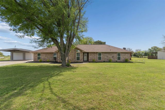 9898 Vail Eton Drive, Pilot Point, TX 76258