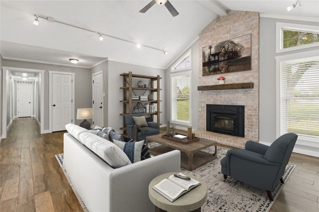 9898 Vail Eton Drive, Pilot Point, TX 76258