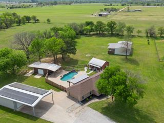 9898 Vail Eton Drive, Pilot Point, TX 76258
