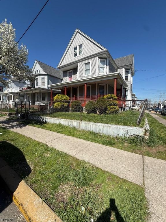 138 Hamilton Ave, Passaic City, NJ 07055 — photo 2