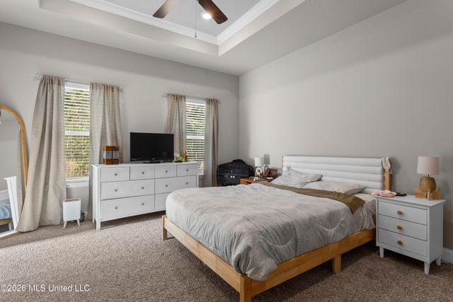 80 Saltmeadow Circle, Ocean Springs, MS 39564