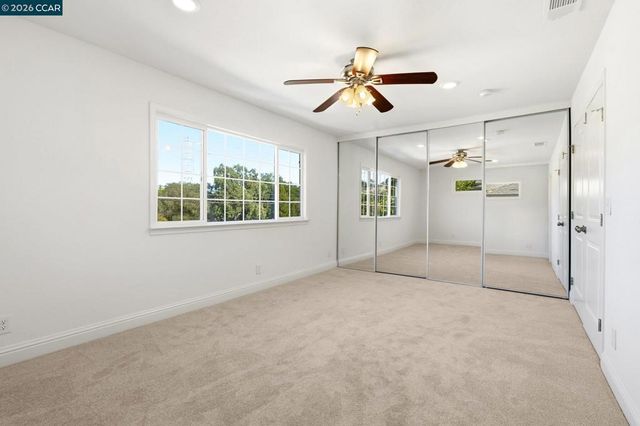 1277 Juanita Dr, Lafayette, CA 94595