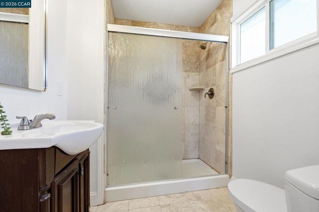 1277 Juanita Dr, Lafayette, CA 94595