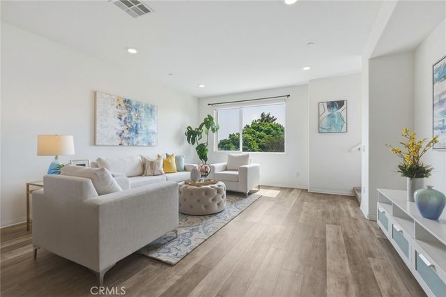 14428 Papaya 3, Gardena, CA 90247