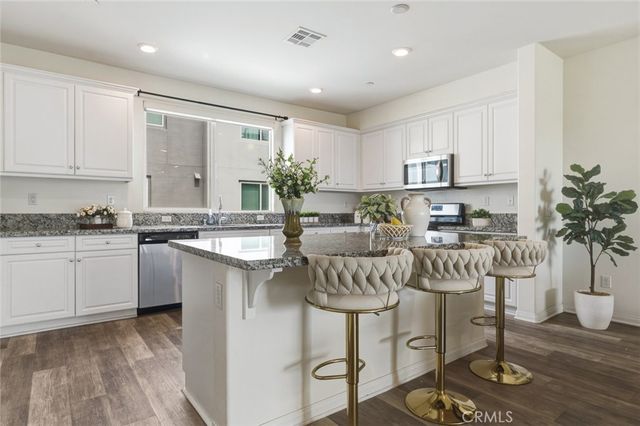 14428 Papaya 3, Gardena, CA 90247