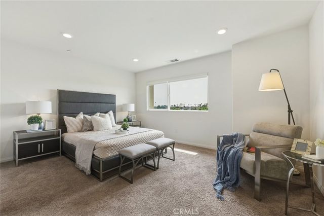 14428 Papaya 3, Gardena, CA 90247