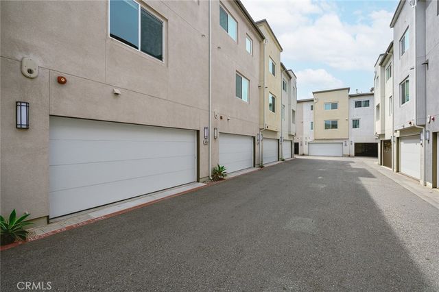 14428 Papaya 3, Gardena, CA 90247