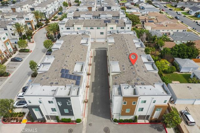 14428 Papaya 3, Gardena, CA 90247