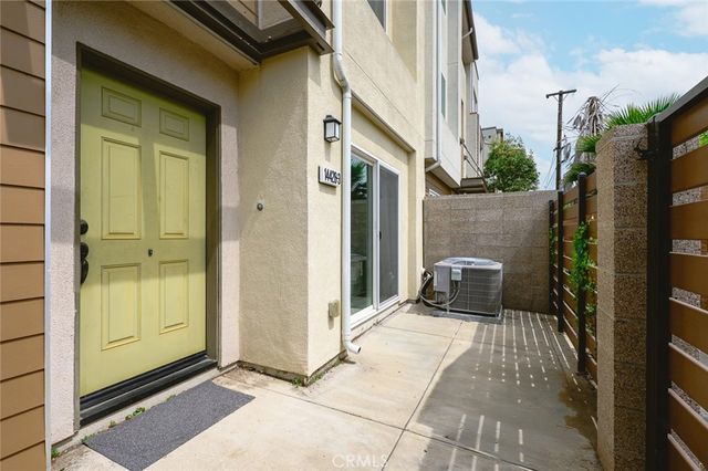 14428 Papaya 3, Gardena, CA 90247