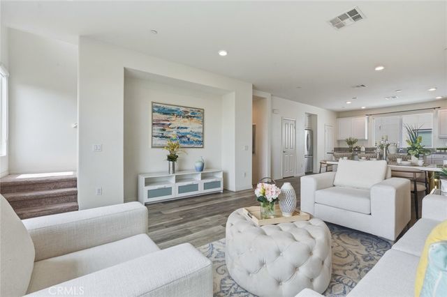 14428 Papaya 3, Gardena, CA 90247