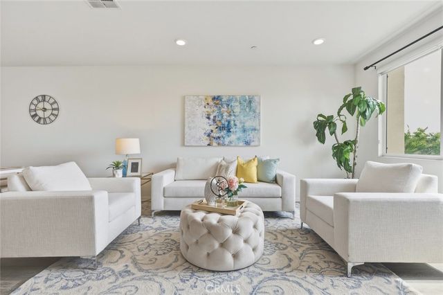 14428 Papaya 3, Gardena, CA 90247