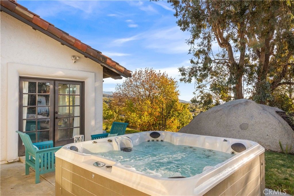 Image 41 of property listing at 38250 Pratt Road, Temecula, CA 92592