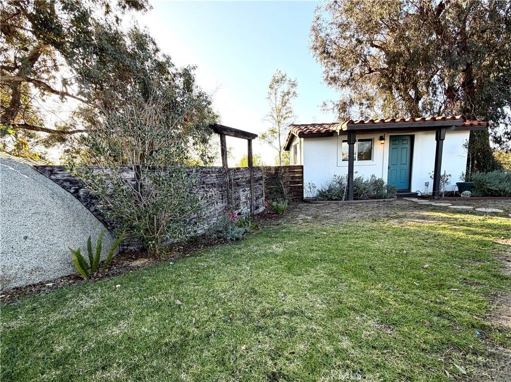 Image 42 of property listing at 38250 Pratt Road, Temecula, CA 92592