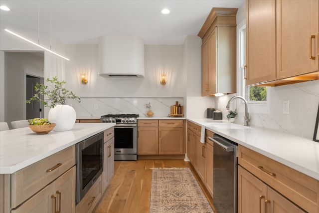 945 Seymour Ave, Nashville, TN 37206