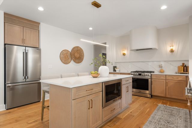 945 Seymour Ave, Nashville, TN 37206