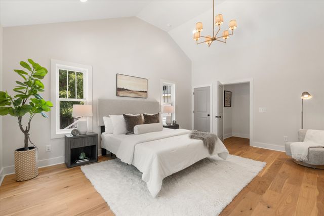 945 Seymour Ave, Nashville, TN 37206