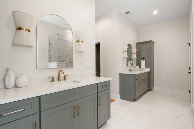 945 Seymour Ave, Nashville, TN 37206